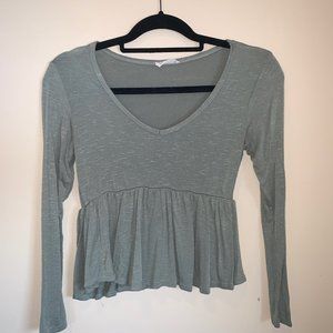 2010s Style Peplum Long Sleeve